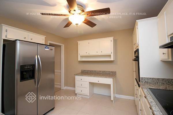 Building Photo - 4331 Alison Jane Dr NE