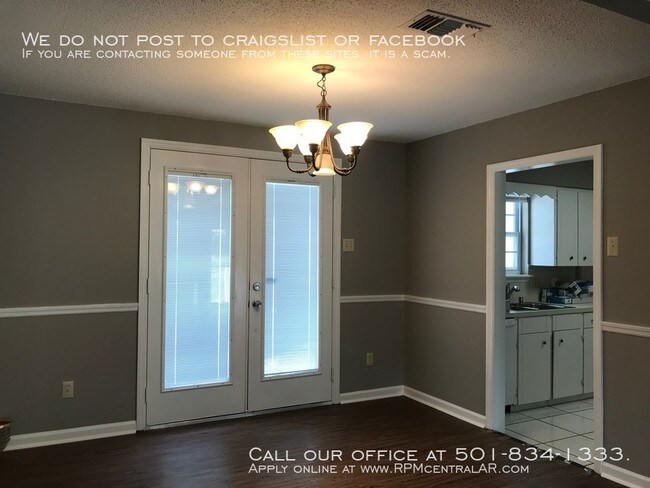 Foto del edificio - 8305 Oak Ridge Rd