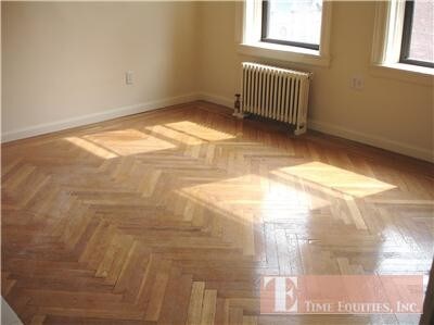 Building Photo - 214 W 96th St