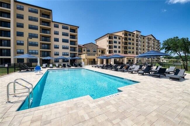 Foto del edificio - 16300 County Rd 455