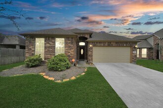 Building Photo - 2310 Brett Ct