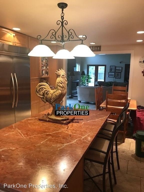 Building Photo - 4 br, 3 bath House - 6 Lavina Ct