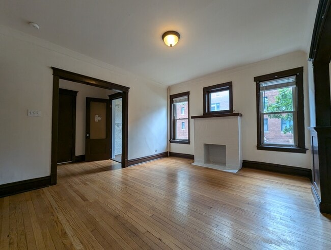 Building Photo - 3449 W Schubert Ave