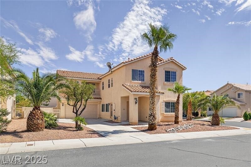 Foto principal - 9340 Lakefront Color St