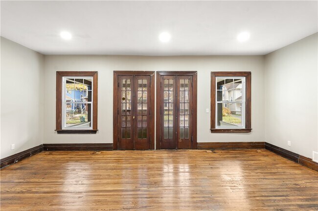 Foto del edificio - 483 Alexander St