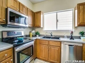 Foto del edificio - 7714 Crown Meadows