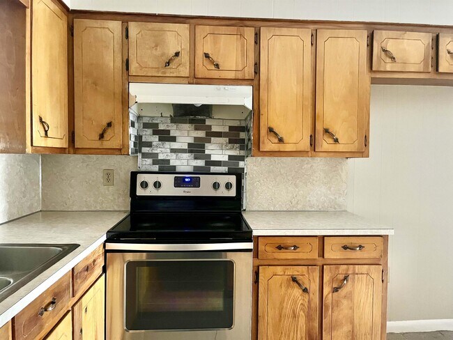 Building Photo - 11766 Willow Oak Ave