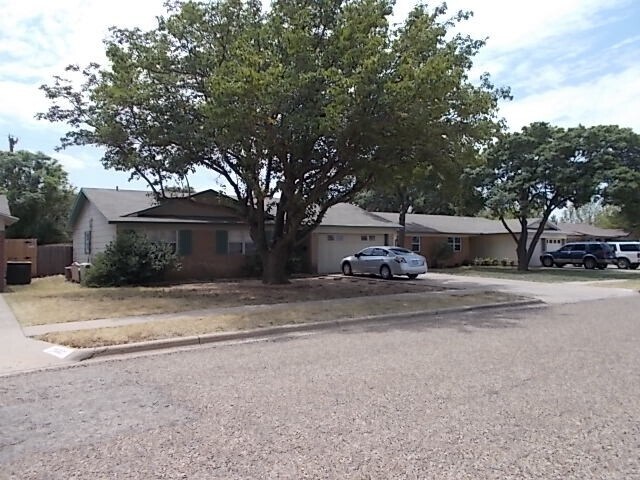 Foto del edificio - Great Centrally Located Property,Tech, Med...