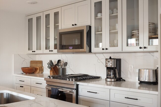 Foto del edificio - 84 Highland Ave