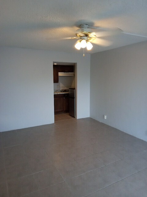 Foto del edificio - 1202 Ridgewood Ave