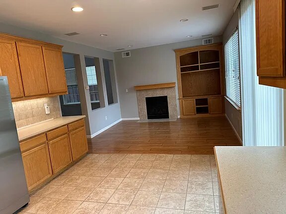 Foto principal - 2446 Milford Dr