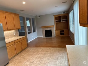 Building Photo - 2446 Milford Dr