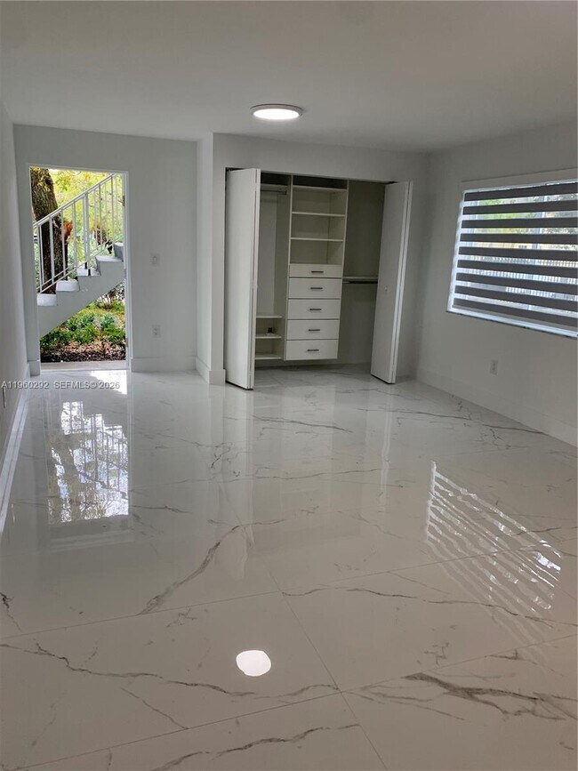 Foto del edificio - 7843 NE 10th Ave