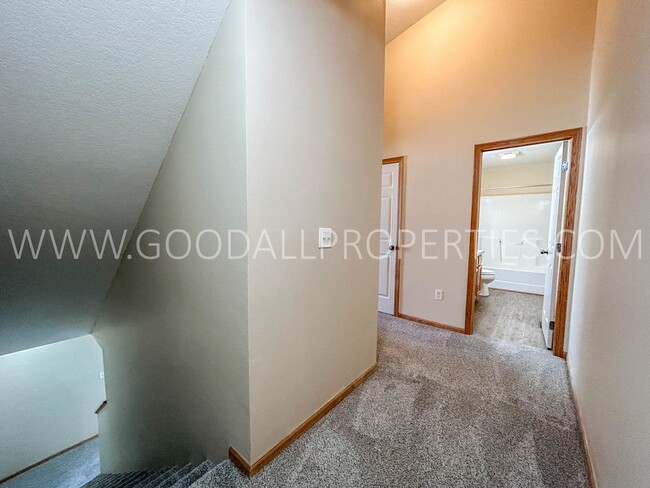 Building Photo - Special 1/2 Off 1st Month Rent if lease si...