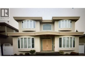 Building Photo - 2733 Alamein Ave