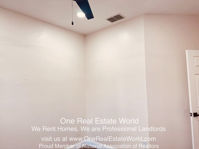 Foto del edificio - 13507 Summerton Dr