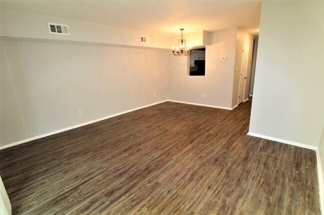 Foto del edificio - 2 Bedroom Townhome in Cotswold!
