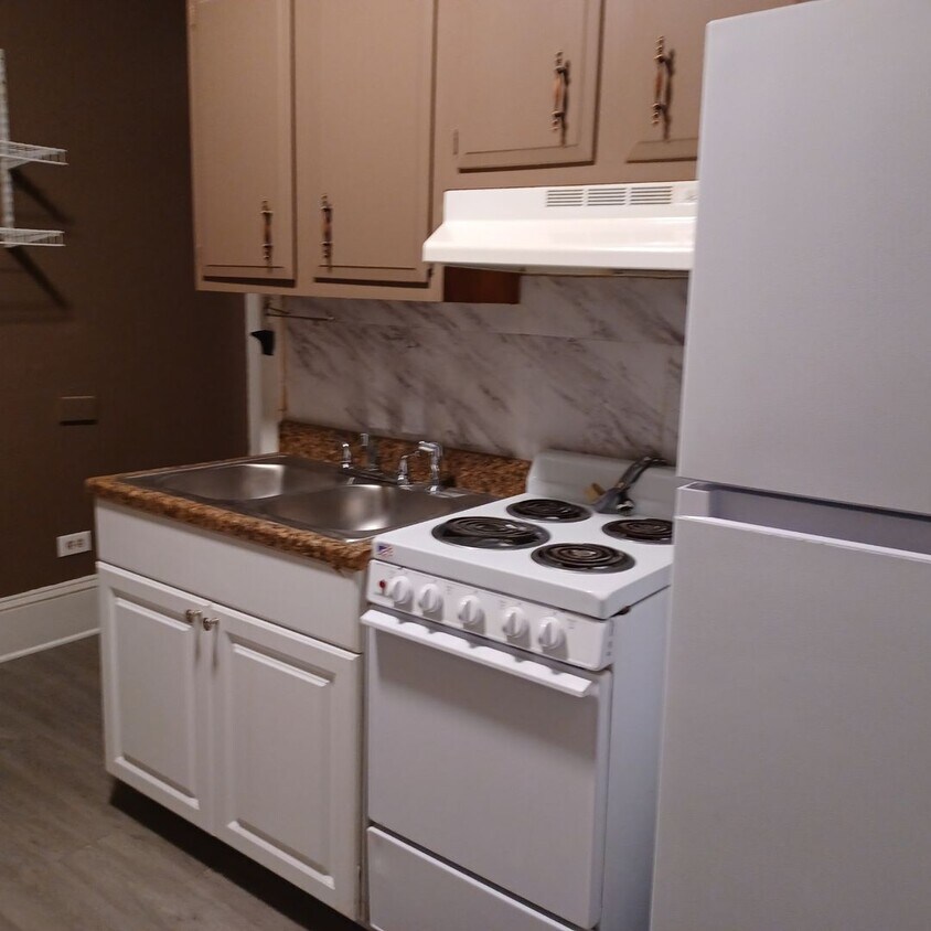 Foto del edificio - 226 E Maple St