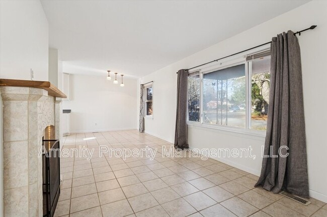 Foto del edificio - 139 Nicewood Dr