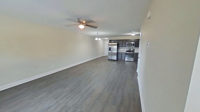 Building Photo - 117 Underwood Street