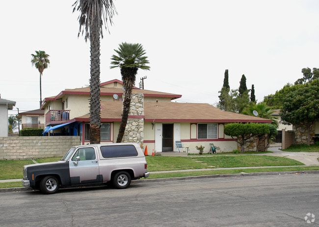 Building Photo - 13201 Balboa Ave