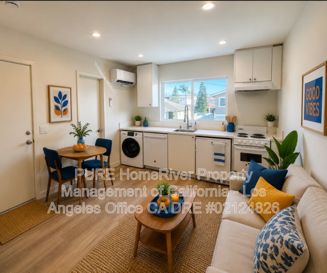 Photo - 1536 1/2 W 205th St House