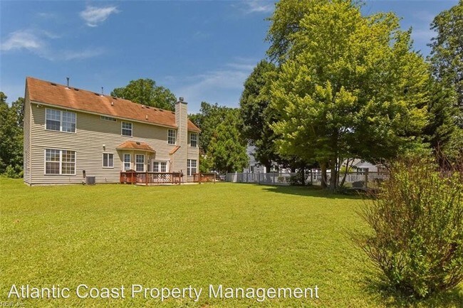 Building Photo - 4 br, 2.5 bath House - 1100 Pin Oak Drive