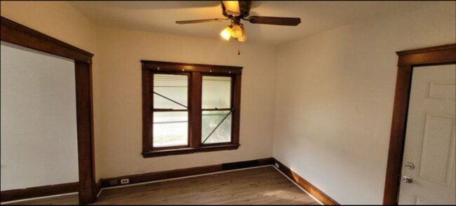 Foto del edificio - 10801 Sandusky Ave
