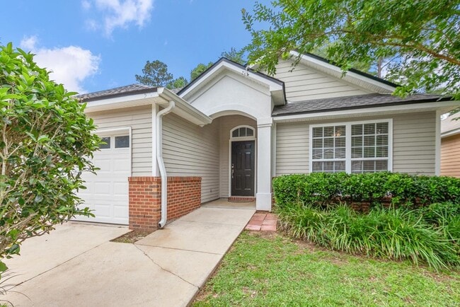 Building Photo - 2521 Heathrow Dr
