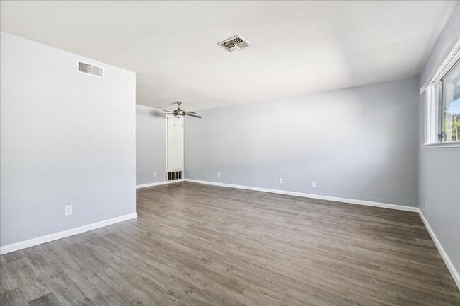 Building Photo - 4718 Hayford Way