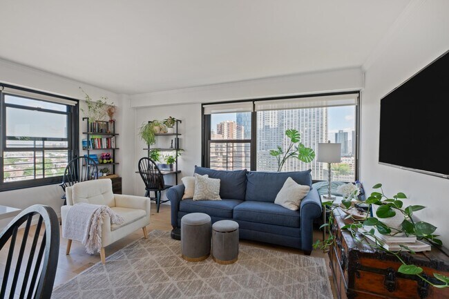 Foto del edificio - 135 Montgomery St