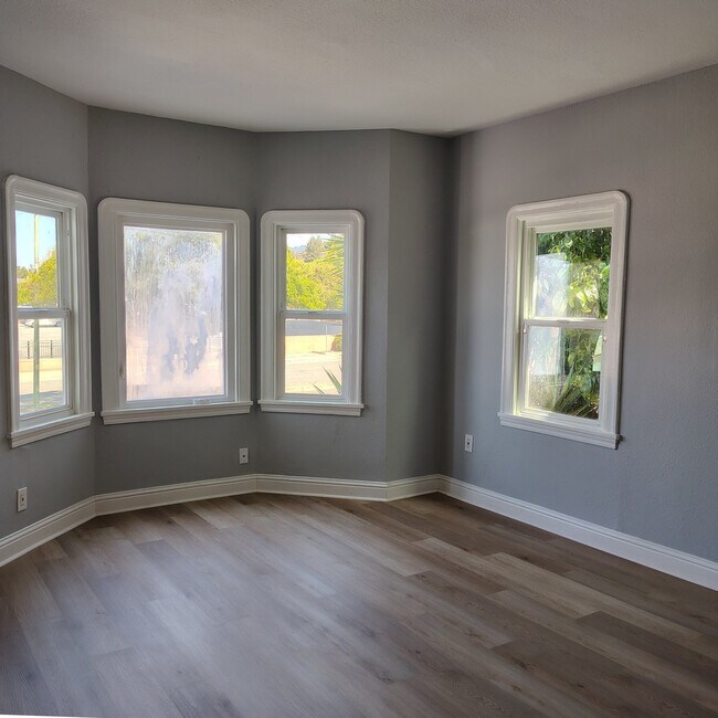 Foto del edificio - 2684 73rd Ave