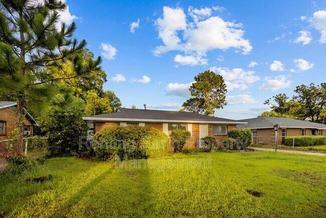 Foto del edificio - 426 Brookview Dr
