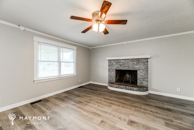 Foto del edificio - 606 Six Lakes Dr