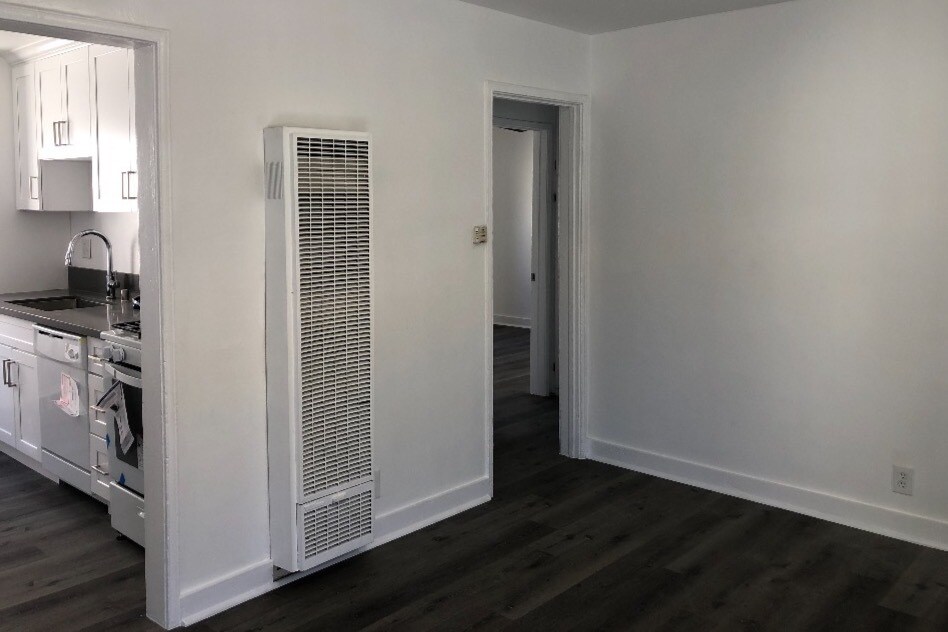 Foto del edificio - 829 E 108th St