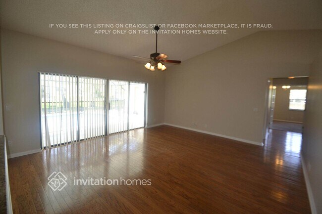 Foto del edificio - 280 NW 121st Terrace