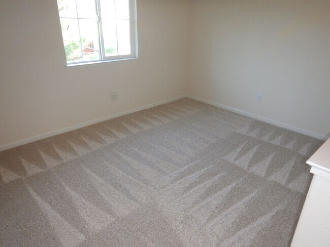 Foto del edificio - Cute as a button in Double Diamond Ranch!
