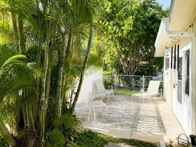 Building Photo - 9129 W Highland Pines Blvd