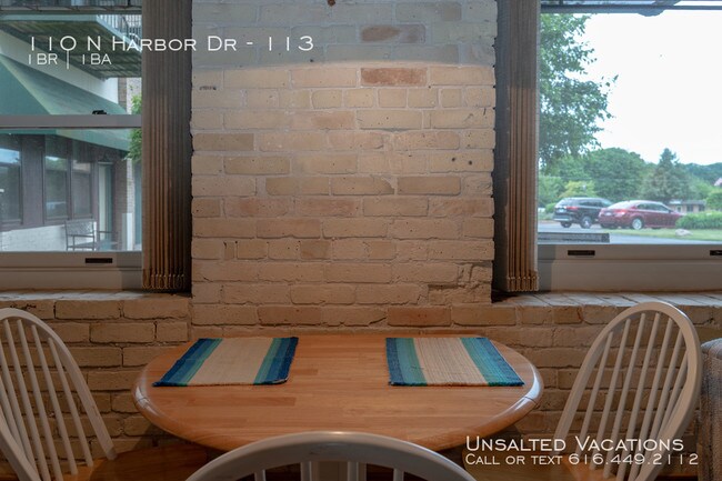 Foto del edificio - 110 N Harbor Dr #113