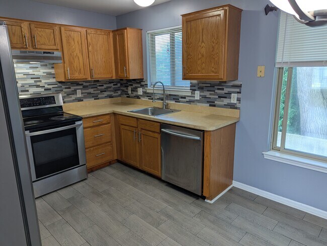 Foto del edificio - 20736 Williamson St