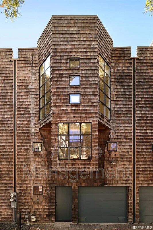 Foto principal - 443 Fulton St