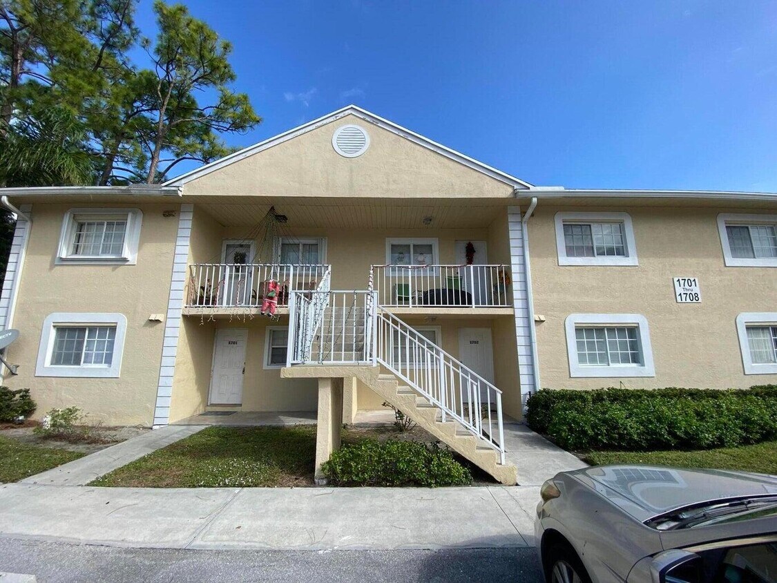 1702 Palm Beach Trace Dr, Royal Palm Beach, FL 33411 Condo for Rent in Royal Palm Beach, FL