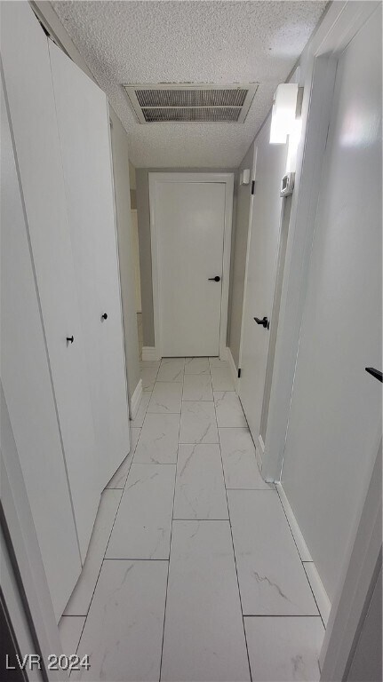 Foto del edificio - 1801 Marathon Dr