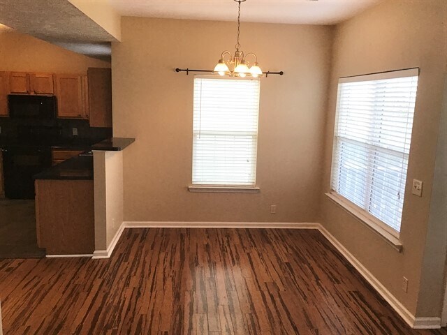 Building Photo - 7129 Legacy Dr
