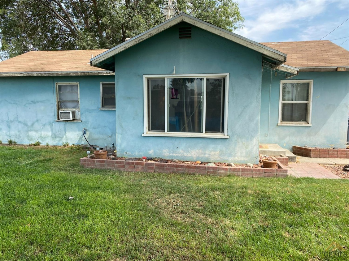 190 E Berkshire Rd, Bakersfield, CA 93307 - House Rental In Bakersfield ...