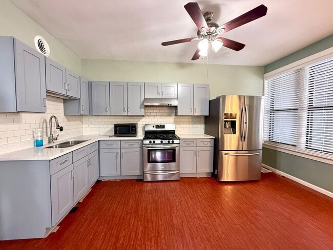 Foto del edificio - 3328 S Morgan St