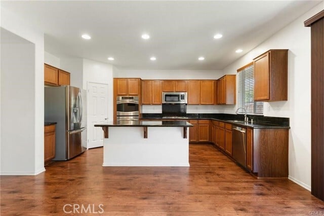 Foto del edificio - 46545 Peach Tree St