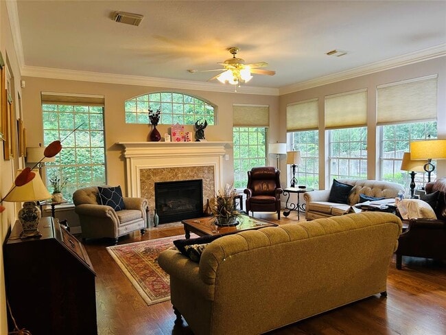 Building Photo - 2814 N Strathford Ln