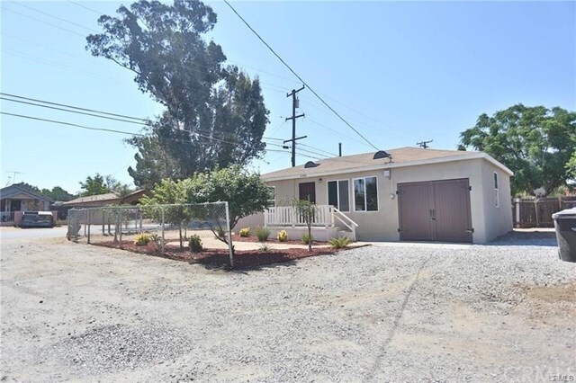 Primary Photo - 6381 Archer St