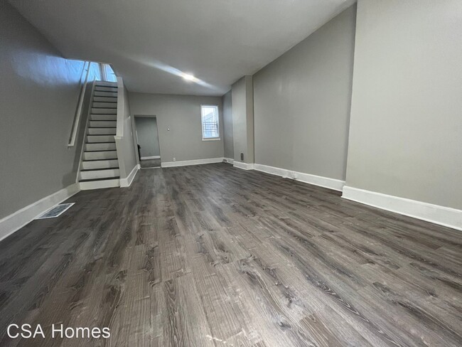 Building Photo - 3 br, 1 bath House - 639 Walnut St